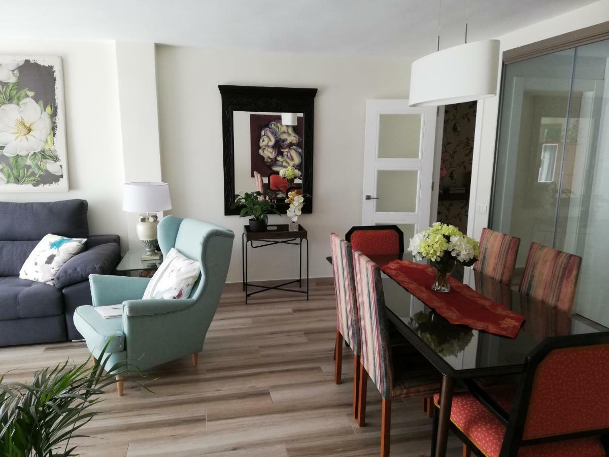 Apartamento Aurora Málaga Exterior foto